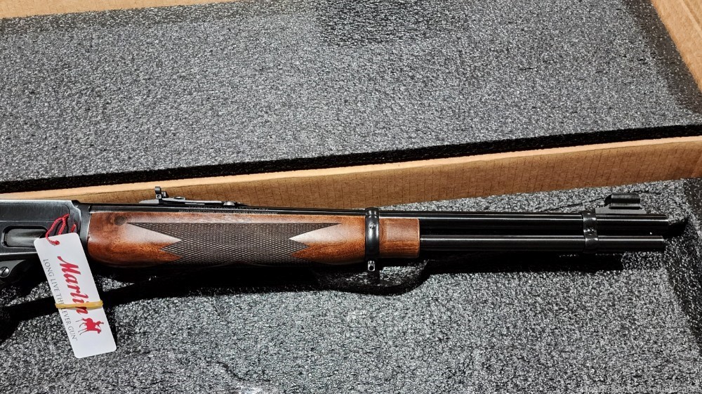 Marlin 1894 Classic Lever action Blued & Walnut 18.6" 357mag 70410 NEW-img-3