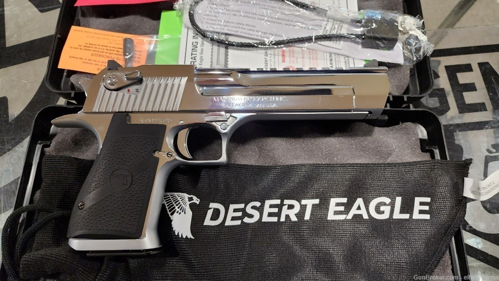 Magnum Research Desert Eagle Mark XIX polished Chrome 6" 357mag DE357PC-img-4