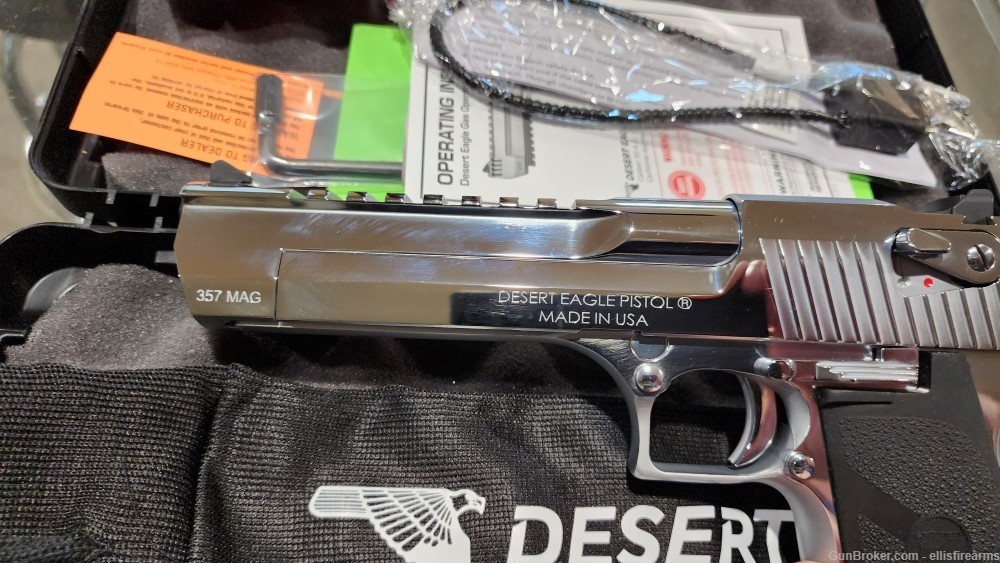 Magnum Research Desert Eagle Mark XIX polished Chrome 6" 357mag DE357PC-img-1