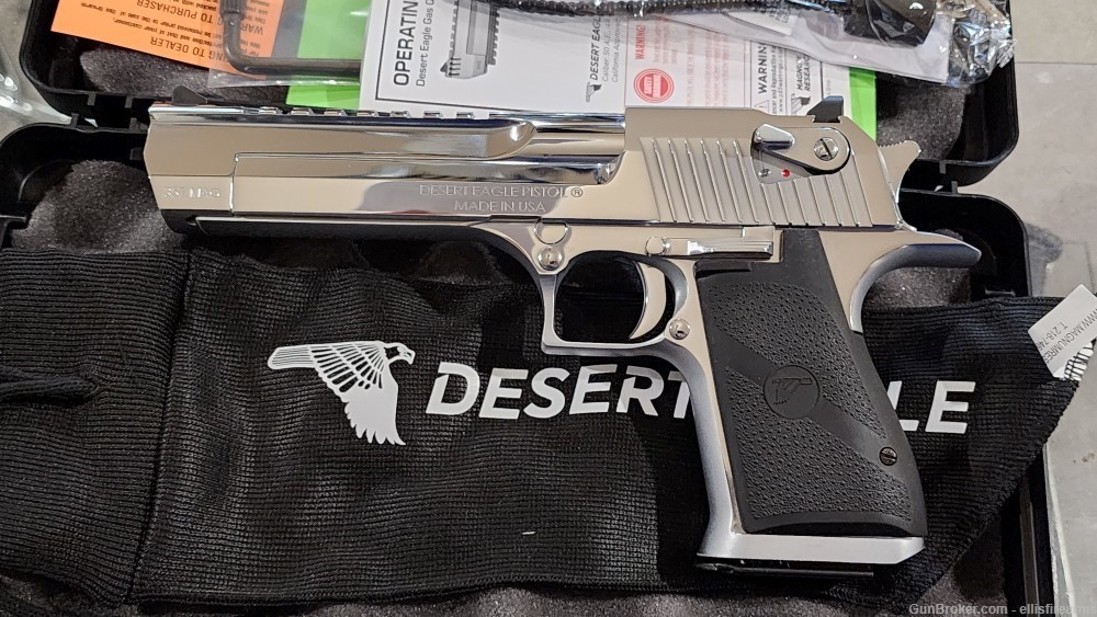 Magnum Research Desert Eagle Mark XIX polished Chrome 6" 357mag DE357PC-img-0