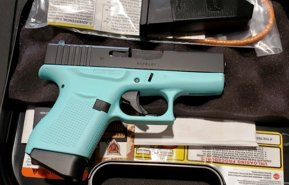 Glock 43 Robins Egg Blue 3.39" 9mm 2mags Exclusive item, USA made-img-7