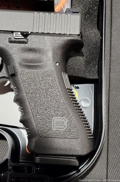 Glock 17L Gen3 Longslide 6" Black 9mm 2mags PI1630103-img-3