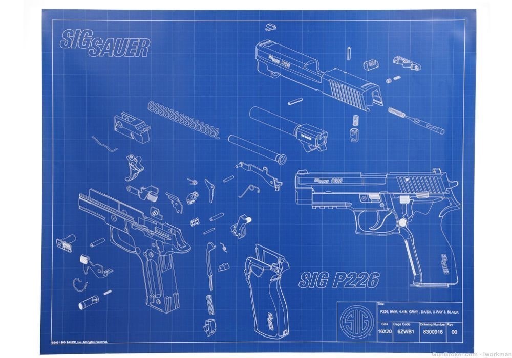 SIG SAUER POSTER P226 TECHNICAL DRAWING POSTER PATCH COIN 20X16-img-0