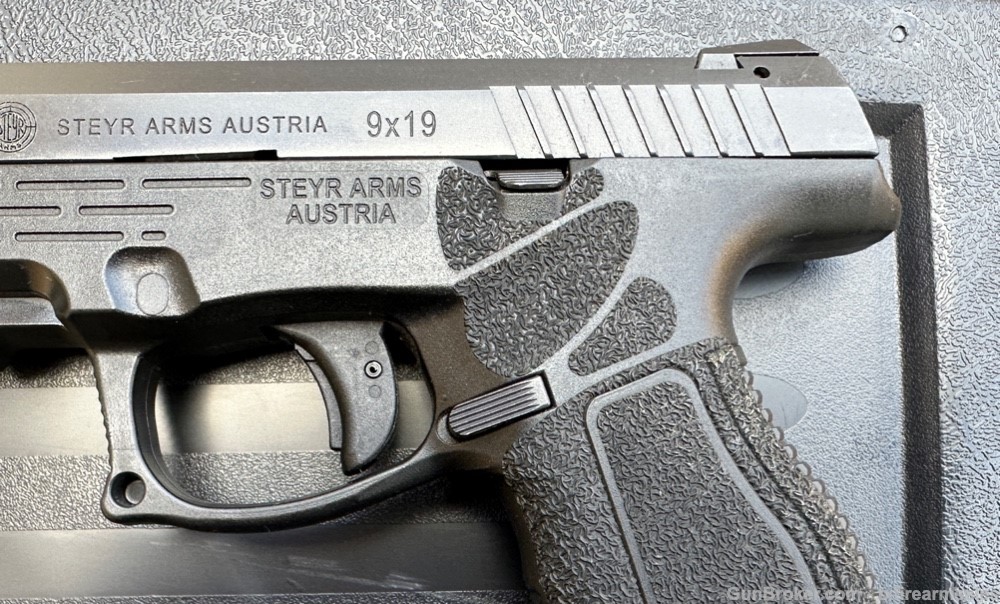 Steyr M9-A2 MF 9mm Pistol, 17-Round Mag, Made in Austria, w/ Molded Holster-img-3