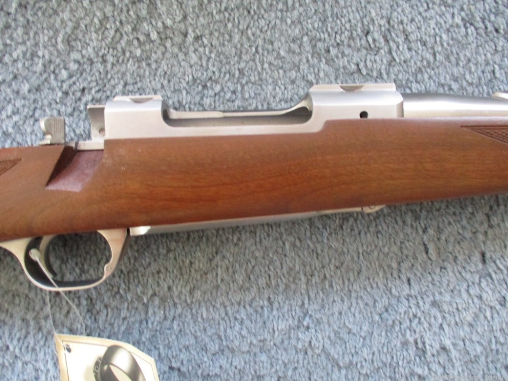 LIPSEYS RARE RUGER M77 HAWKEYE  RSI  SS IN  7mm-08 CALIBER-img-7