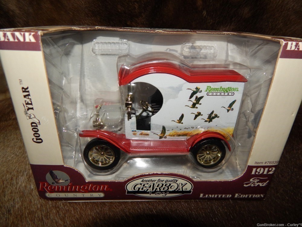 Remington Die Cast Collectible Truck Limited Edition Geese Series-img-1