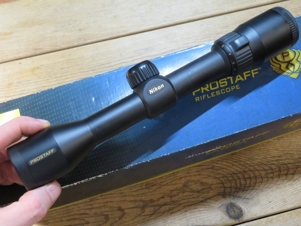 Nikon Prostaff 2-7x 2-7x32 rifle scope with box and papers-img-1