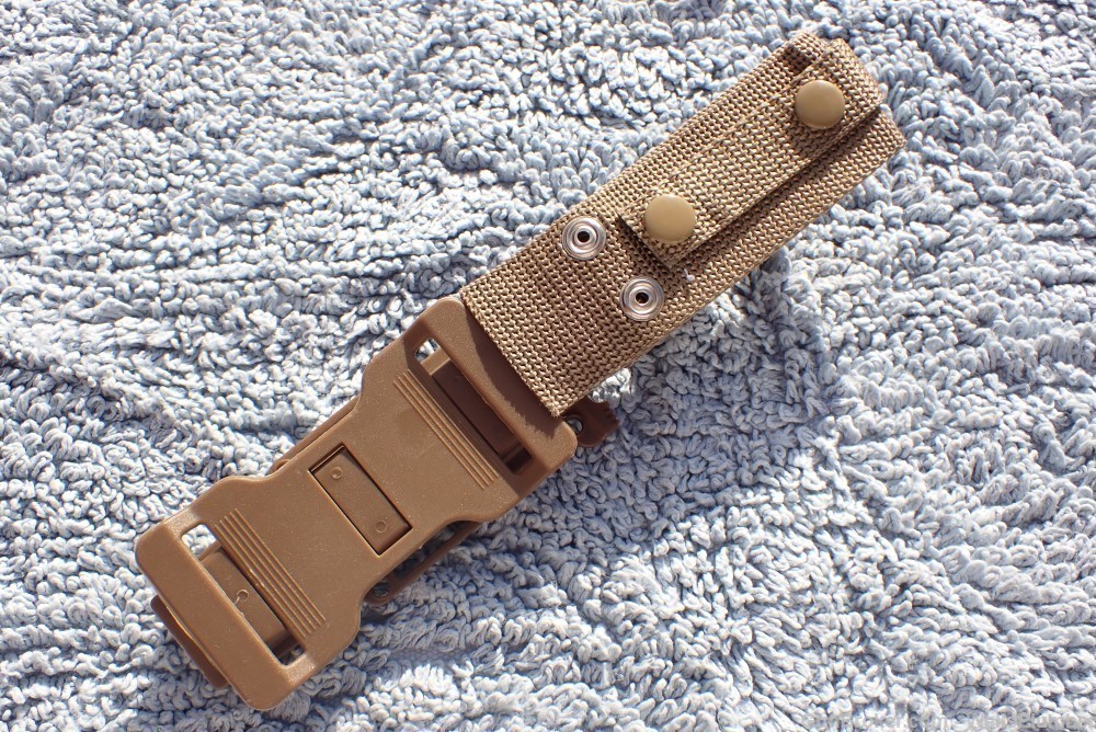 GERBER TACTICAL FIGHTING KNIFE WITH ORIGINAL SCABBARD (MINT)-img-20