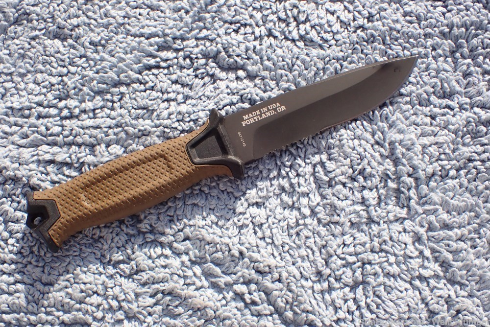 GERBER TACTICAL FIGHTING KNIFE WITH ORIGINAL SCABBARD (MINT)-img-5