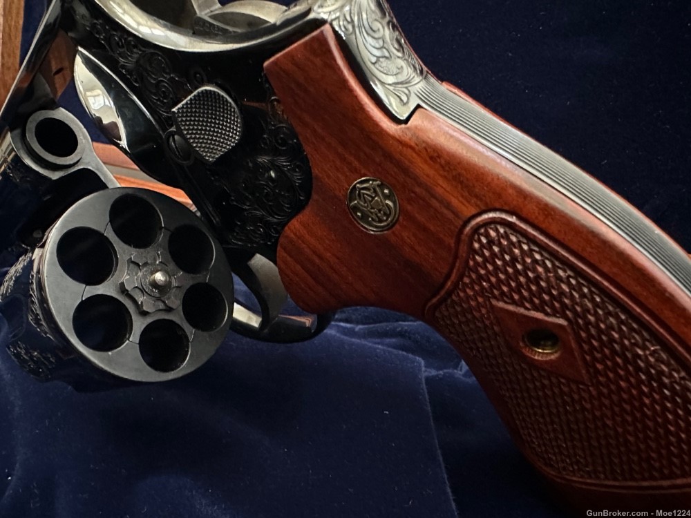 S&W Revolver .44 mag limited edition 1of 50-img-41