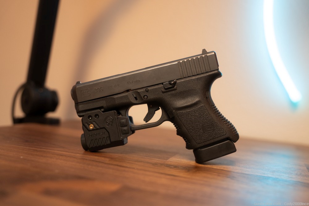 GLOCK 30S SHOT A FEW TIMES | WITH PISTOL LIGHT-img-0