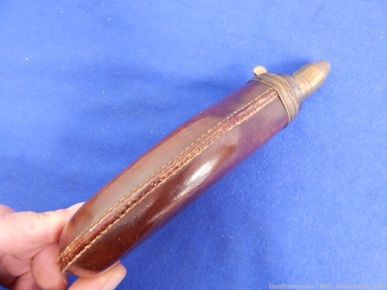 1840s-60s Rifle or Shotgun Leather Powder Flask-img-2