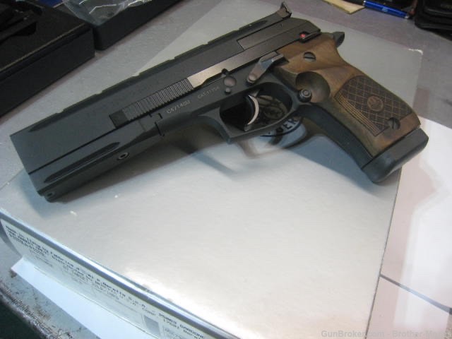 Beretta 87 Target 22LR 22 lk Walther PPK Paperwork  Boxes 5 Mag Walnut Grip-img-0