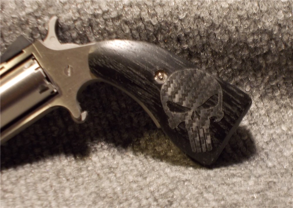 Custom Over-Sized / Extended Skull Grip NAA Magnum Frames Black-img-1