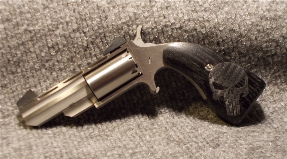 Custom Over-Sized / Extended Skull Grip NAA Magnum Frames Black-img-0