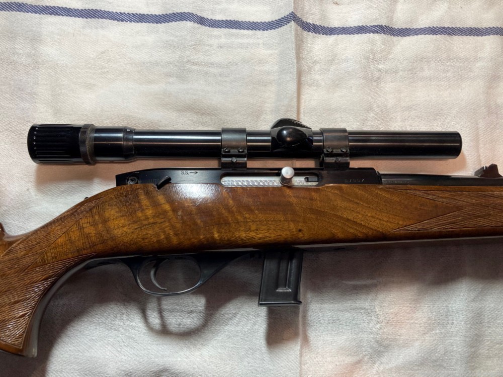 Weatherby Mark XXll, 22Lr, with weaver scope.-img-8