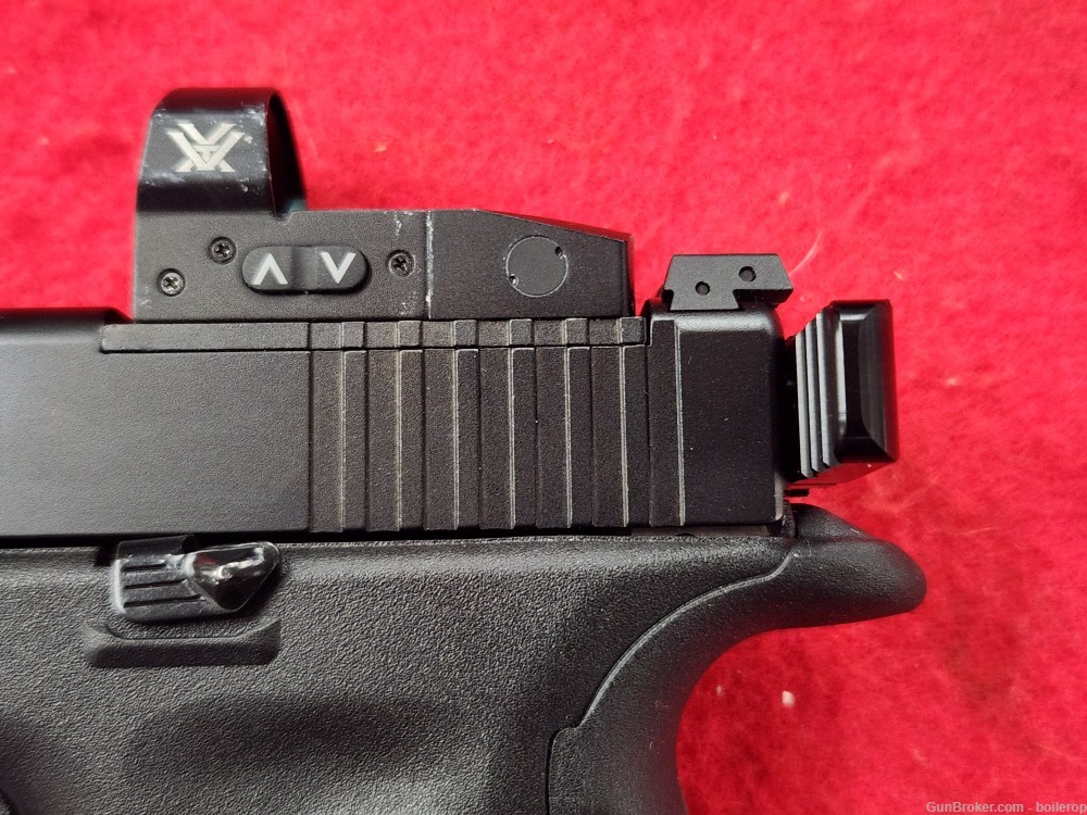 Glock 34 Gen 5 MOS, 9mm Pistol, mint w/case,Vortex,, etc Competition Ready!-img-9