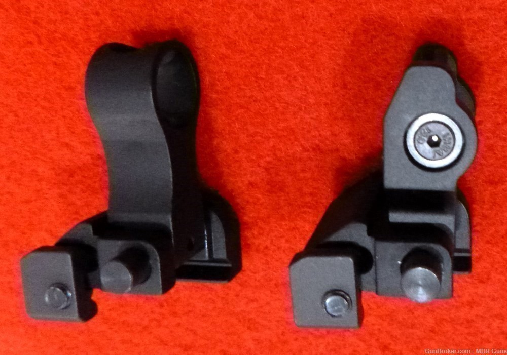 AR 15 Flip Up Front and Rear Iron Sights Aircraft Grade Aluminum Hooded FS-img-7