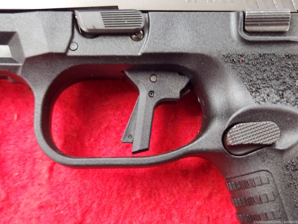 Excellent, FN 509 Edge, 9mm pistol, 3 mags, like new!-img-14