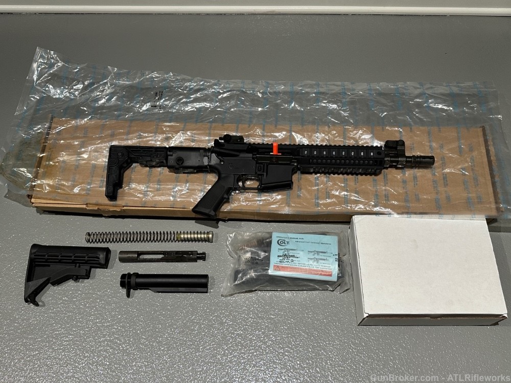 Colt LE6945CK 10.5 inch Factory SBR w/ SCW Stock adapter kit NEW-img-0