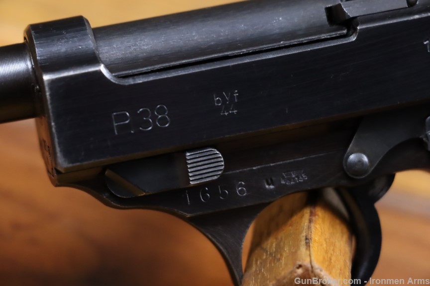 Minty Original Mauser P38 WWII byf 44 9mm Luger 97% NICE WW2 Pistol-img-8