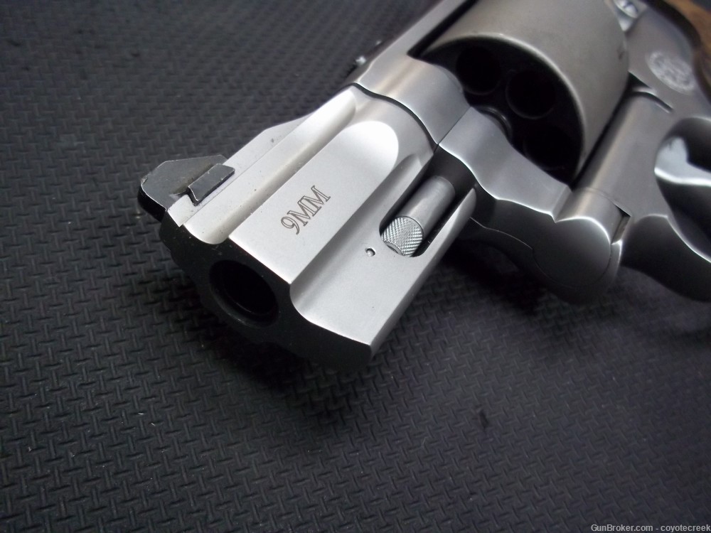 Smith & Wesson, Model 986, Performance Center, 9MM, 2.5" Custom Barrel, 7rd-img-13