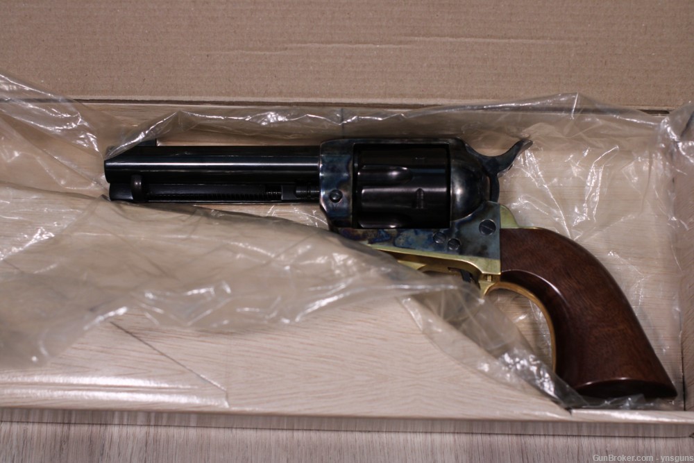 Cimarron Pistolero Revolver .45 LC 4.75” Barrel LNIB-img-0