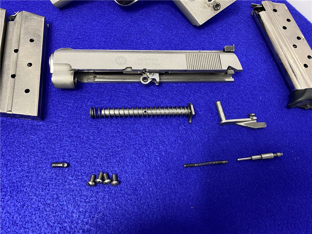  Irwindale Arms Incorporated (IAI) Skipper .40 S&W *DISASSEMBLED PISTOL*-img-2