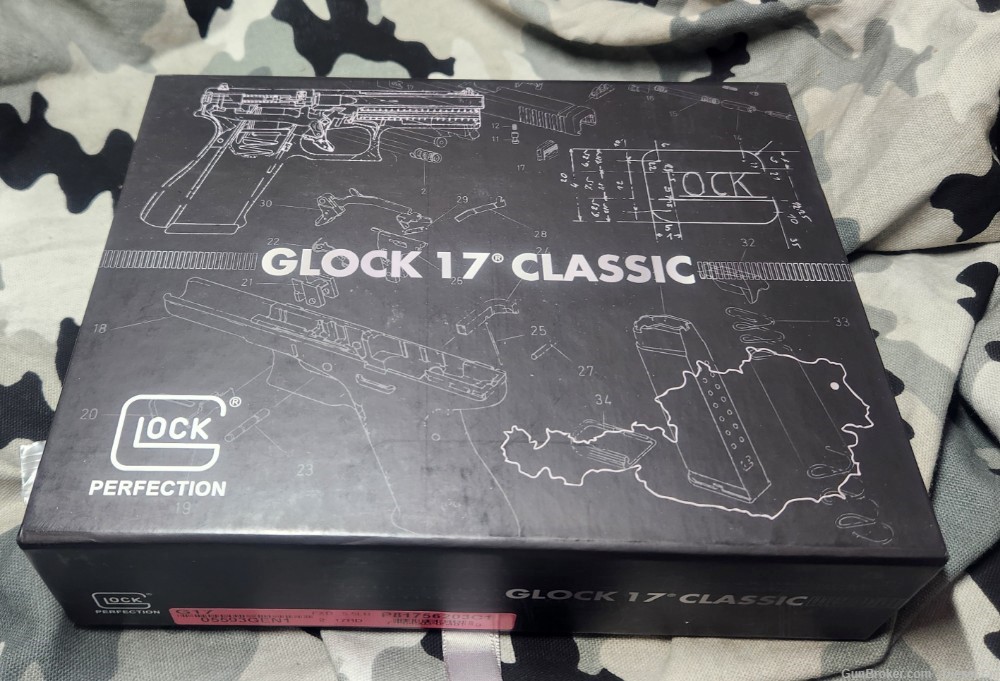 Glock 17 Gen 1 Complete Tupperware box and paperwork Rare Exclusive-img-5