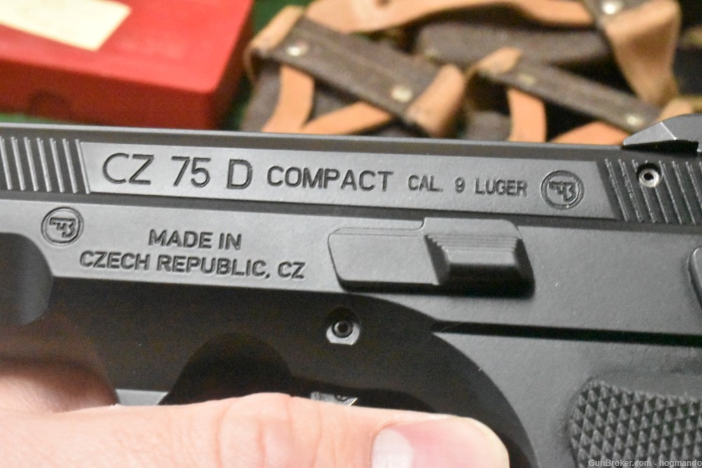 CZ 75 D Compact 9mm -img-4