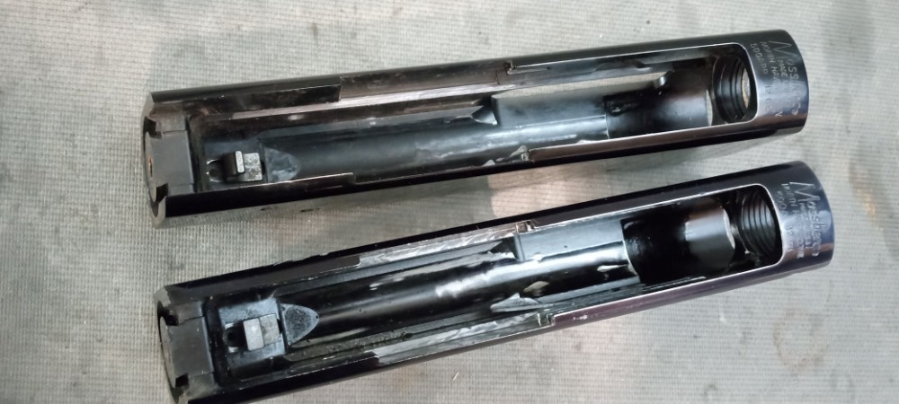 pair mossberg 500 A bare receiver stripped action project gunsmith 12 gauge-img-3