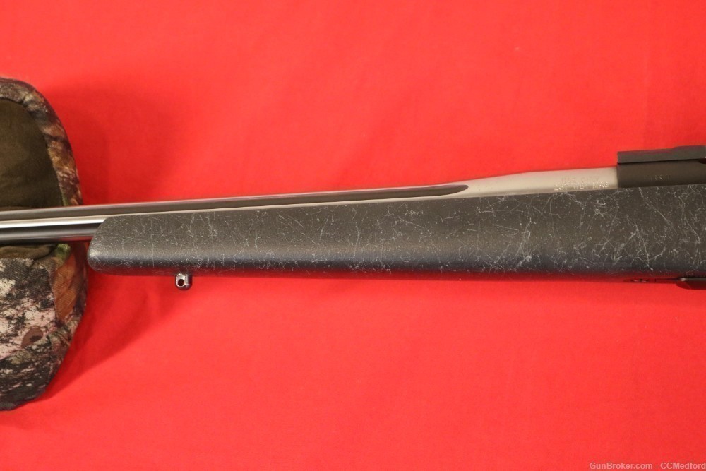 Weatherby Mark V Accumark .257 WBY 26” Fluted  BBL Bolt Rifle -img-3