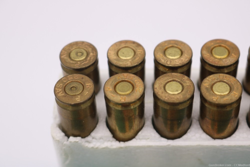 Vintage Remington  .250 Sav Savage 100 GR 17 Rounds Ammo * READ DISCRIP*-img-1
