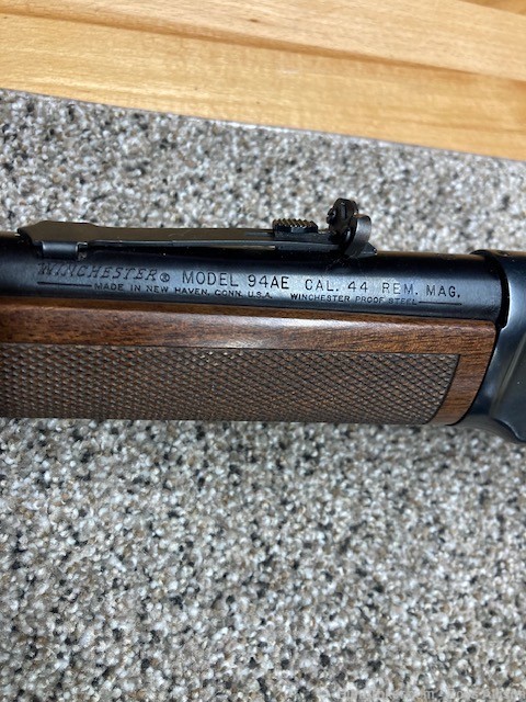 Winchester 94 AE .44 Mag-img-8