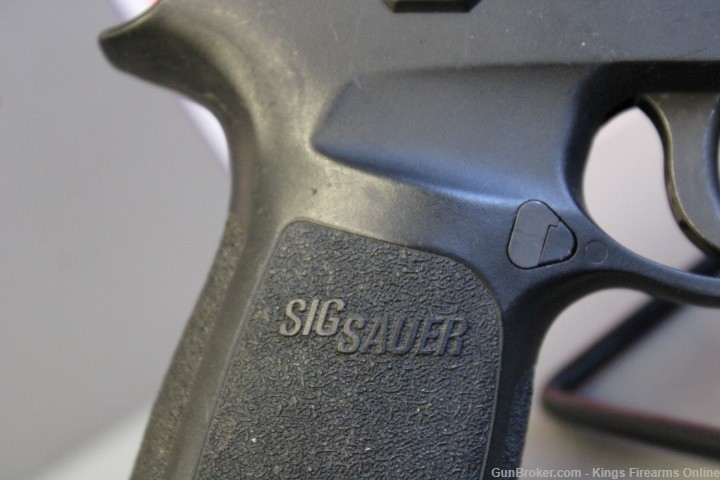 Sig Sauer P320 9mm Item P-104-img-17