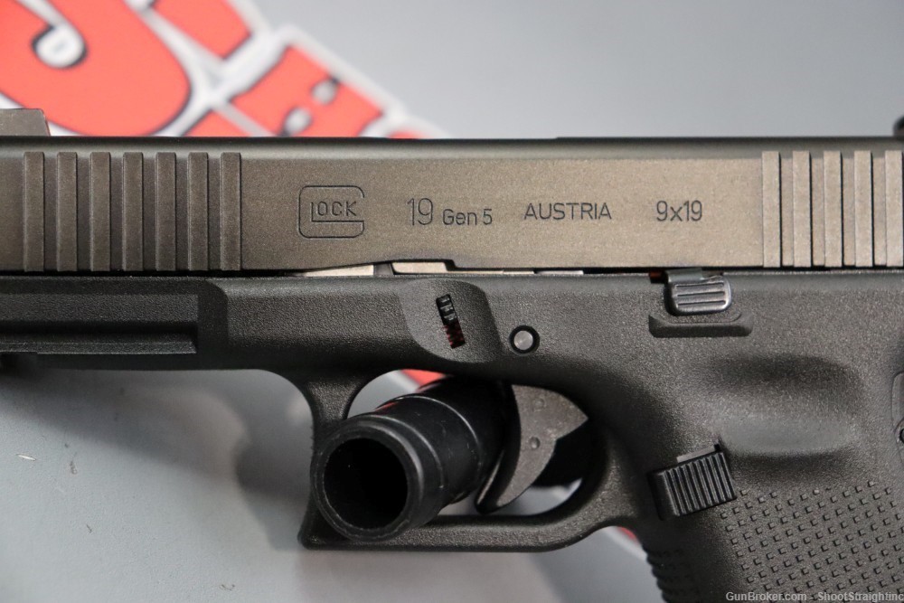 Glock 19 Gen 5 9mm 4.02" w/Case -img-5