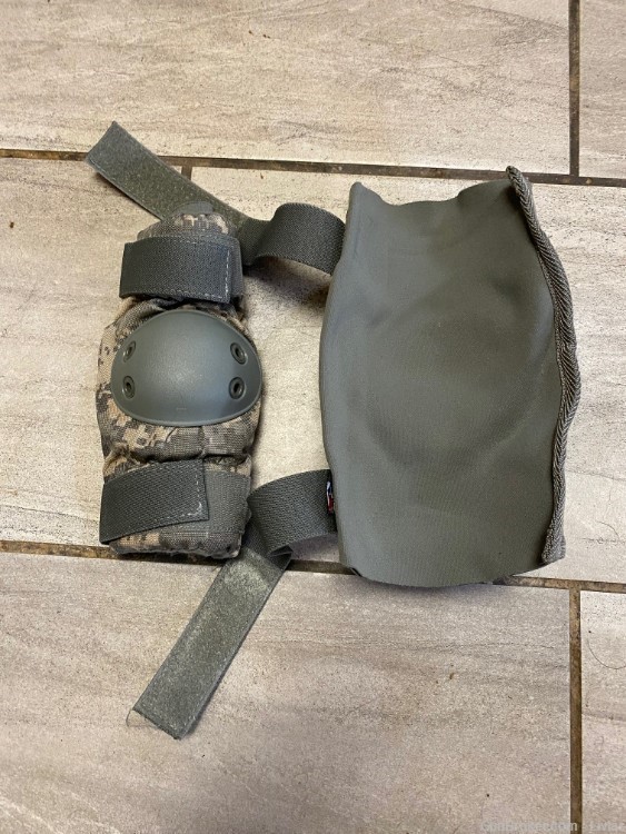 Knee and Elbow Pads Set - Tactical Military Camo Free Shipping -img-1
