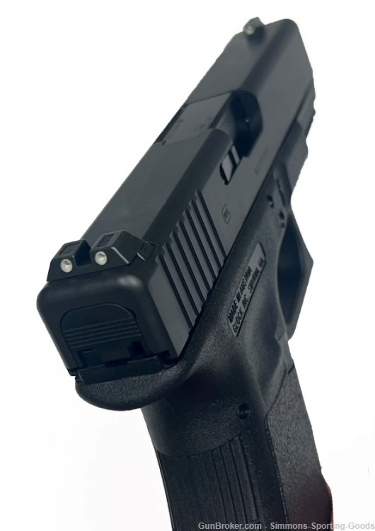Glock G23 (PN2350703) 4.02" 40S&W 13Rd Semi Auto Pistol - Black-img-2