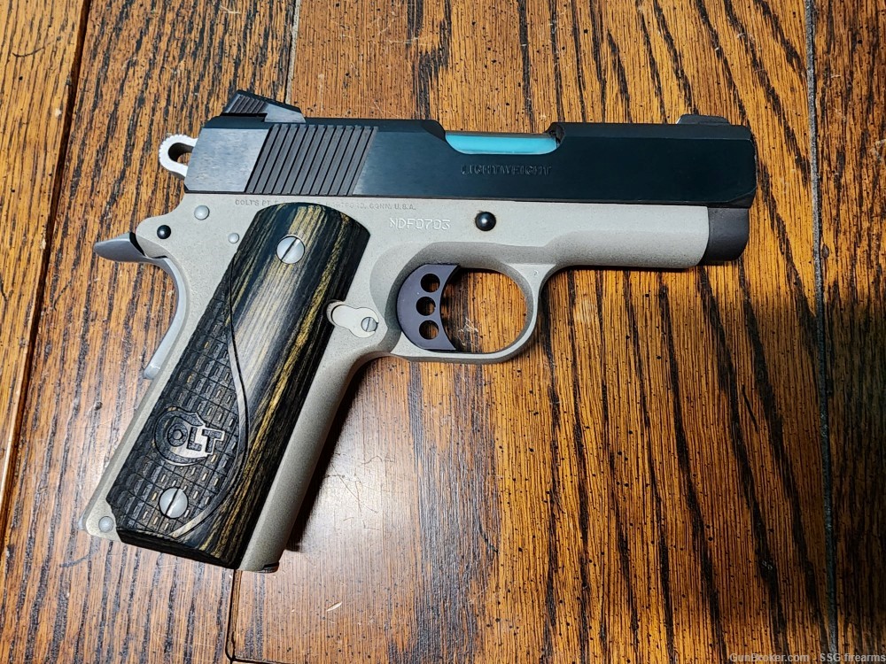 Colt Night Defender .45acp Talo limited production-img-1