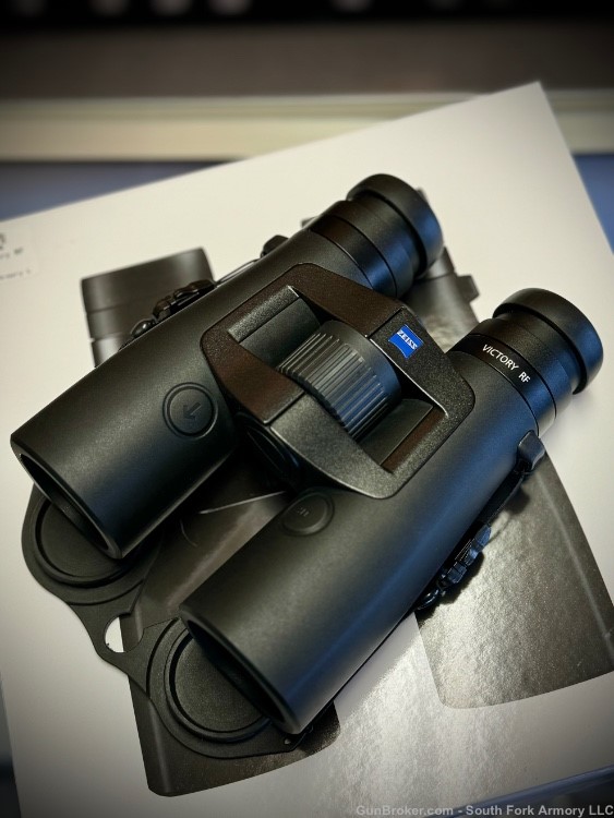 Zeiss Victory RF 10x42 NEW!-img-1