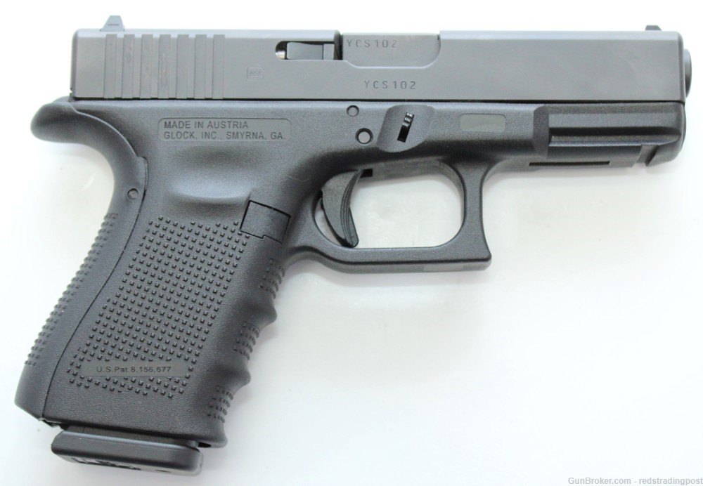Glock 19 Gen 4 4.01" Barrel 9mm 15 Rnd Semi Auto Pistol PG1950203M w/ Box-img-0