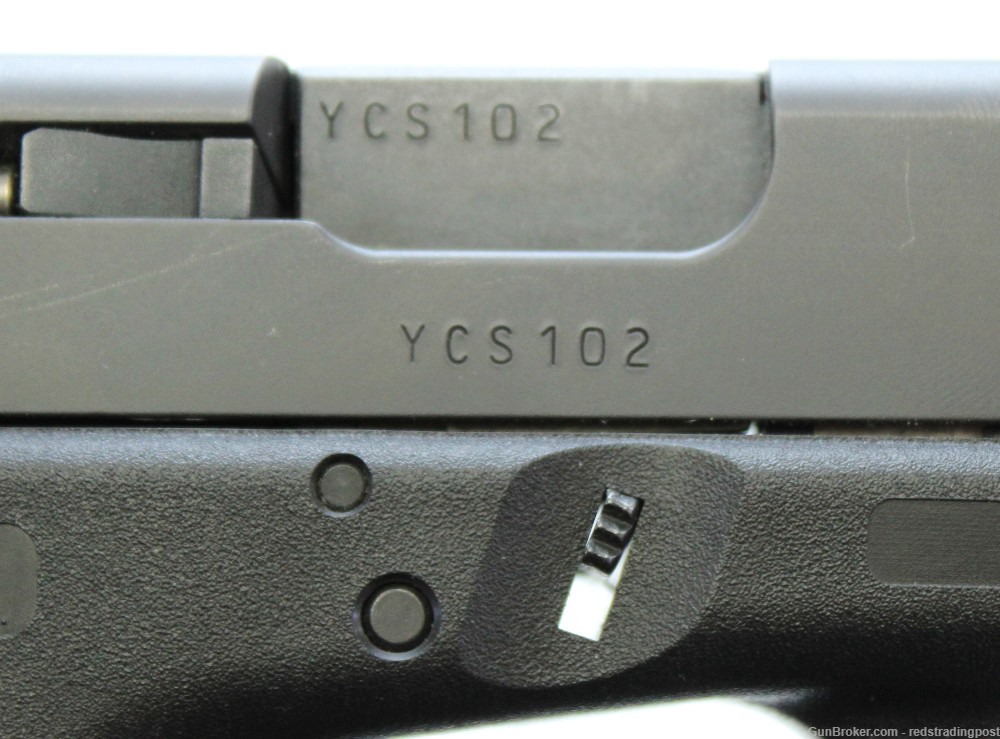 Glock 19 Gen 4 4.01" Barrel 9mm 15 Rnd Semi Auto Pistol PG1950203M w/ Box-img-5