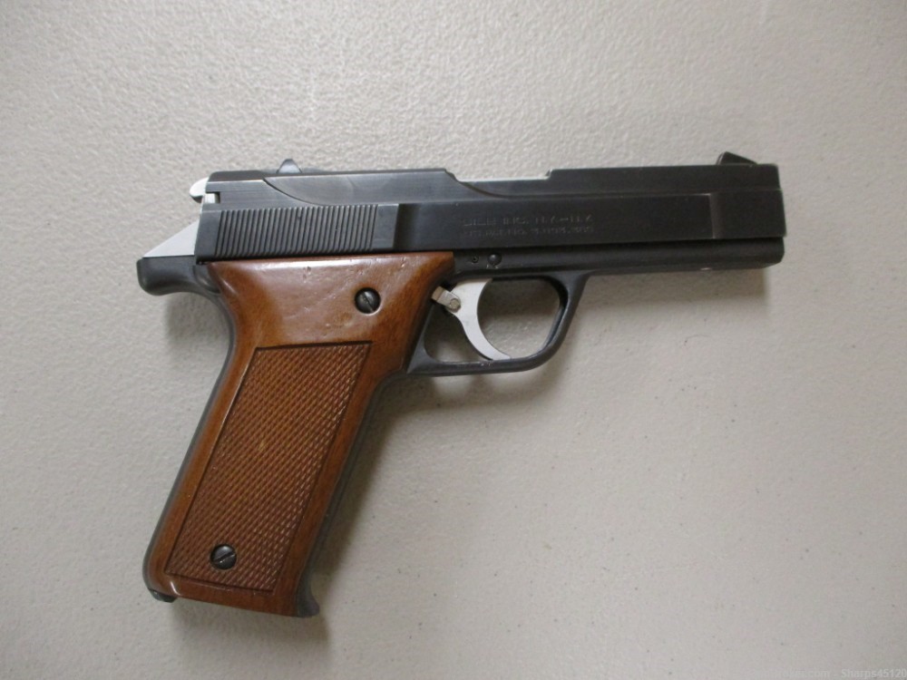Benelli Model B76 9mm 4" DA/SA semiauto pistol 001459-img-13