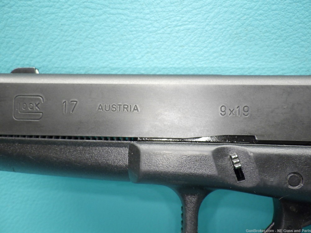 Glock 17 Gen 2 9mm 4.48"bbl Pistol W/ 2 Mags PENNY AUCTION!-img-9