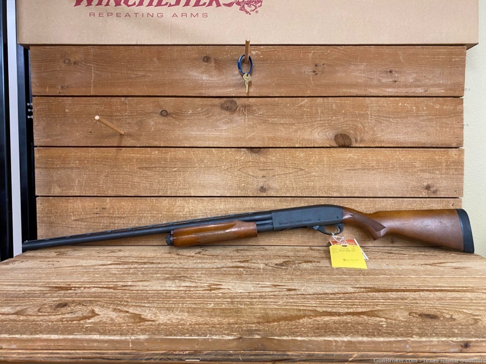 Remington 870 Express Magnum 12GA Pump Shotgun - USED-img-1