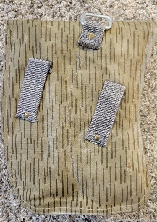 Four AK-47 30rd Magazines with East German pouch 7.62x39mm-img-11