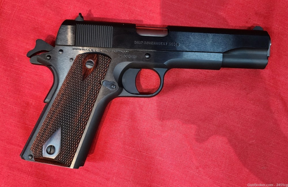Colt Government Model 1911 .45 ACP Semi-Automatic Pistol (SERIES 80) -img-3