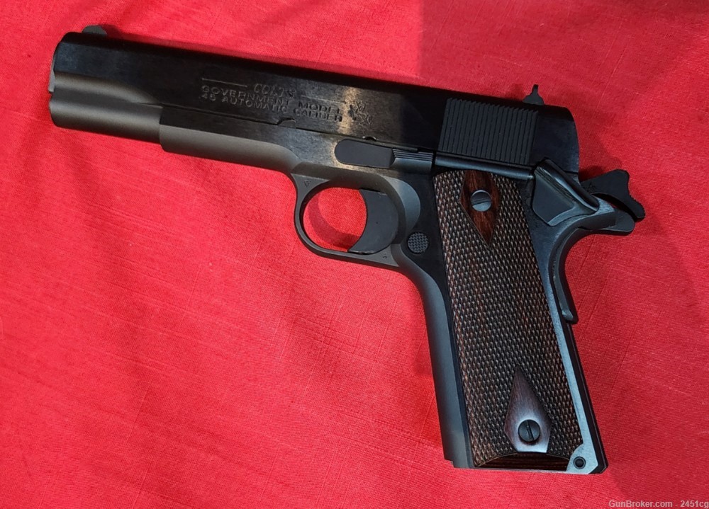 Colt Government Model 1911 .45 ACP Semi-Automatic Pistol (SERIES 80) -img-2