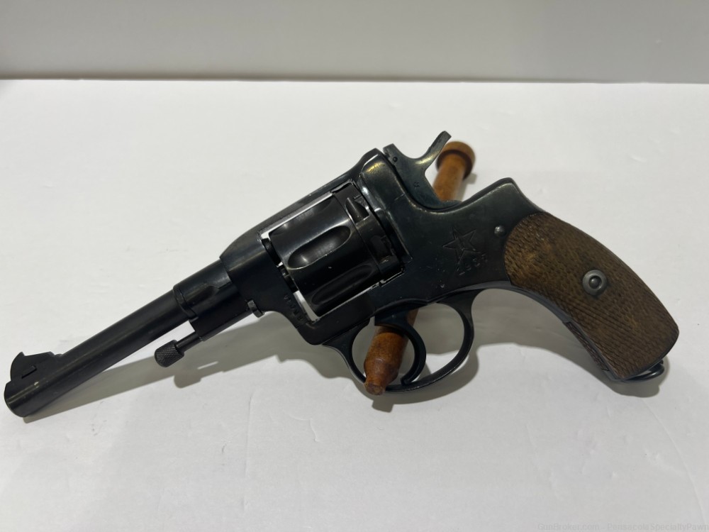 Tula 1895 Nagant revolver-img-2