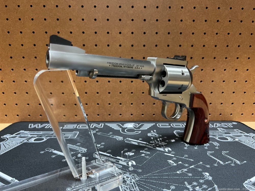 Freedom Arms Model 97 Premier Grade .357 Magnum w/5.5" Barrel-img-5